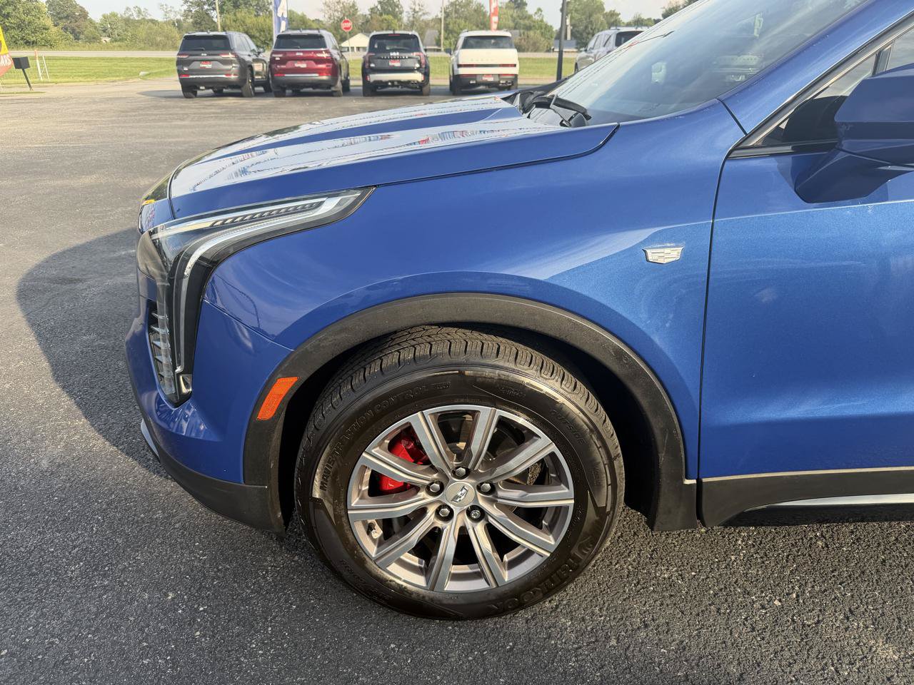 Used 2021 Cadillac XT4 Sport w/ Driver Awareness Package FWD image 11