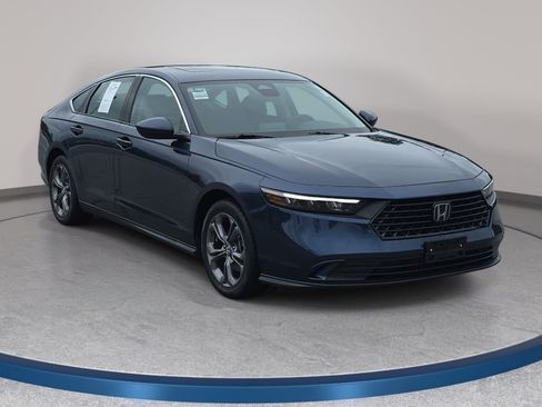 Used 2024 Honda Accord EX image 3