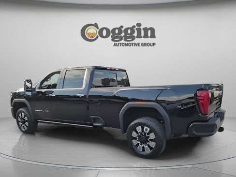 New 2026 GMC Sierra 3500 Denali w/ Denali Reserve Package image 6