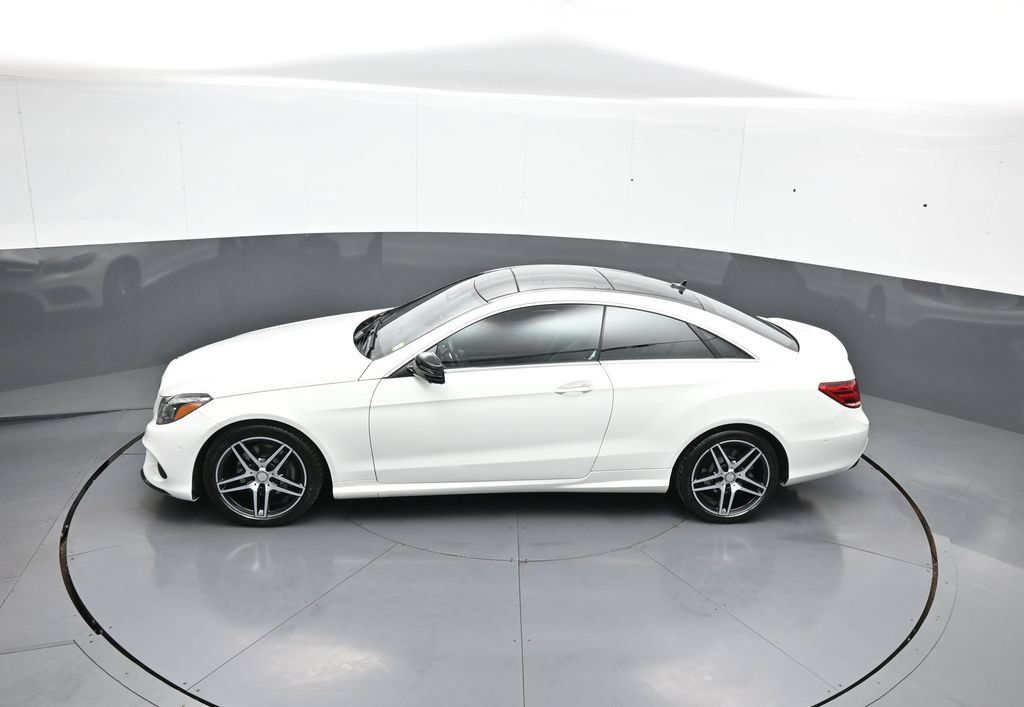 Used 2017 Mercedes-Benz E 400 4MATIC Coupe image 46