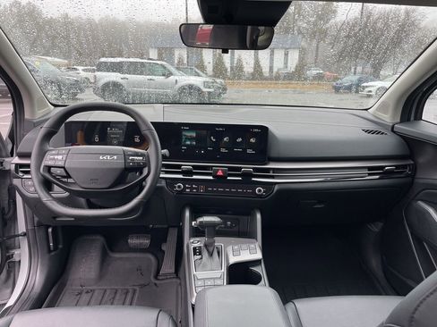 Certified 2026 Kia Sportage EX image 8