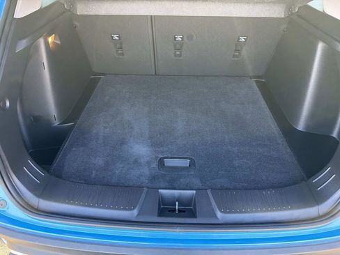 Certified 2025 Chevrolet Trax LT w/ Driver Confidence Package image 12