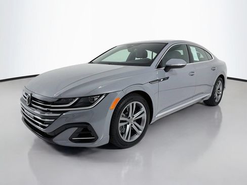 Used 2023 Volkswagen Arteon SE FWD image 3