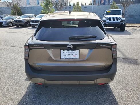 Certified 2025 Nissan Kicks SV image 5