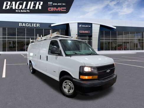 Used 2020 Chevrolet Express 2500 Extended image 1