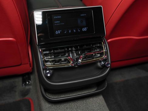 Used 2020 Bentley Flying Spur W12 image 41