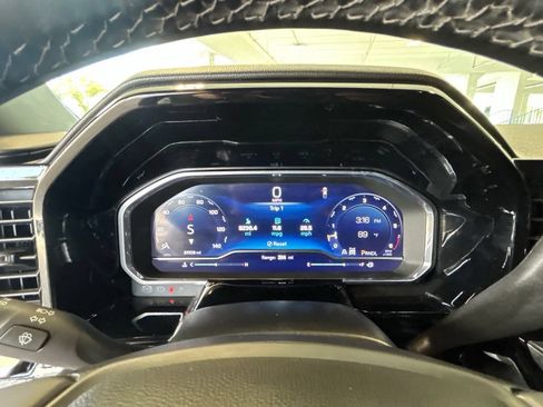 Used 2025 Chevrolet Silverado 2500 LT w/ Convenience Package AWD/4WD image 43