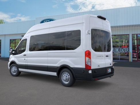 New 2025 Ford Transit 350 XLT image 4