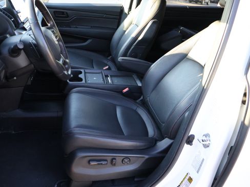 Used 2025 Honda Odyssey Sport-L image 40