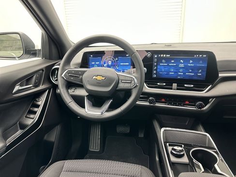 New 2026 Chevrolet Equinox LT w/ Safety and Technology Package image 25