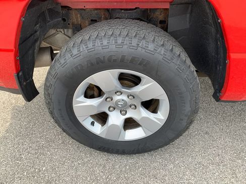 Used 2019 RAM 1500 Big Horn AWD/4WD image 10