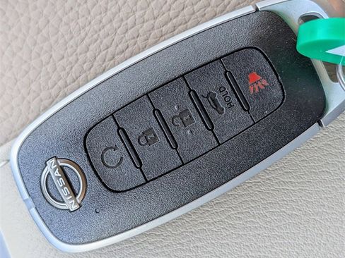 New 2025 Nissan Armada Platinum Reserve image 32