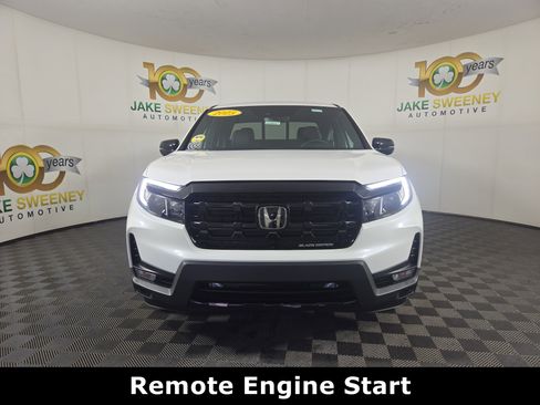 Used 2025 Honda Ridgeline Black Edition image 2