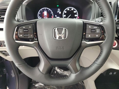 New 2026 Honda Odyssey EX-L image 24