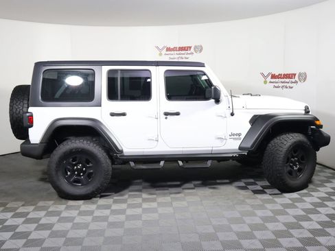 Used 2020 Jeep Wrangler Unlimited Sport AWD/4WD image 5