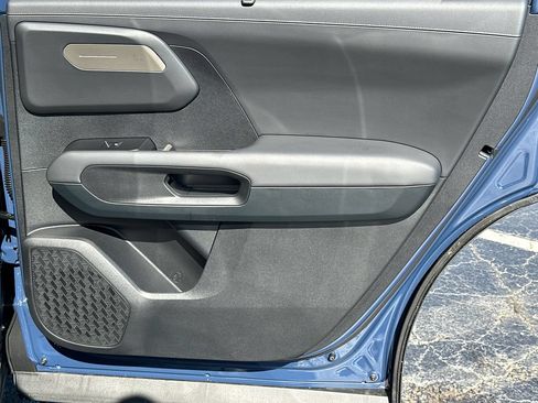 New 2027 Kia Telluride EX w/ Towing Package FWD image 16