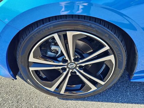 Used 2020 Nissan Sentra SR image 24