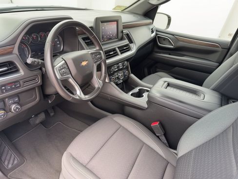 Certified 2022 Chevrolet Tahoe LS w/ Driver Alert Package RWD image 4