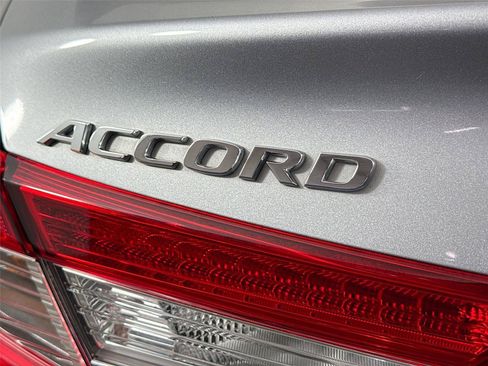 Used 2019 Honda Accord LX image 13