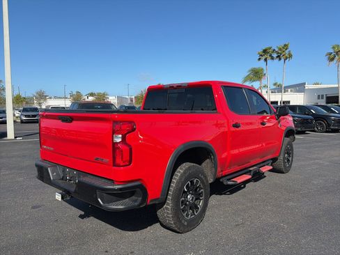 Used 2023 Chevrolet Silverado 1500 ZR2 image 7