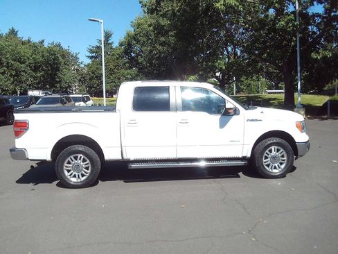Used 2014 Ford F150 Lariat w/ Equipment Group 501A Mid AWD/4WD image 6
