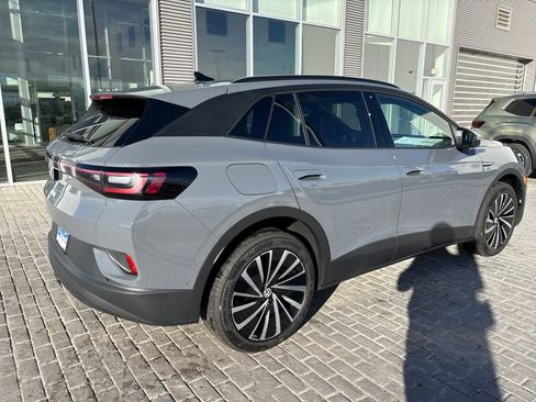 New 2026 Volkswagen ID.4 Pro image 5