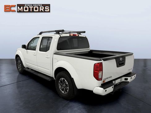Used 2014 Nissan Frontier PRO-4X AWD/4WD image 4
