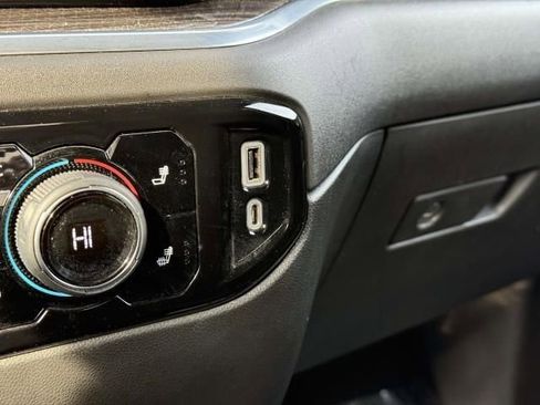 Used 2022 Chevrolet Silverado 1500 RST image 27