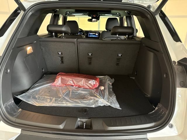 New 2026 Chevrolet TrailBlazer ACTIV w/ Convenience Package AWD/4WD image 32