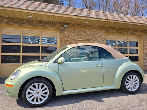 Used 2008 Volkswagen Beetle SE image 55