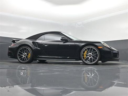 Used 2019 Porsche 911 Turbo S image 77