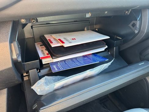 Used 2022 Toyota Tacoma TRD Off-Road image 27