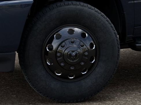 New 2026 RAM 3500 Big Horn AWD/4WD image 8