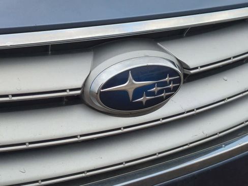 Used 2016 Subaru Legacy 2.5i Premium image 11