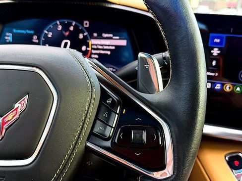 Used 2020 Chevrolet Corvette STINGRAY 3LT w/ 3LT Preferred Equipment Group image 16