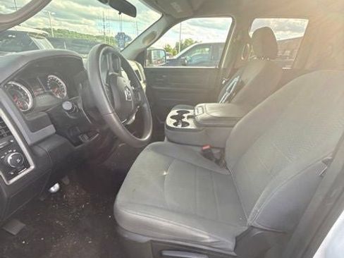 Used 2018 RAM 1500 Express w/ Express Value Package AWD/4WD image 6