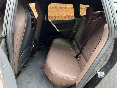 New 2026 BMW iX xDrive60 w/ Premium Package image 23
