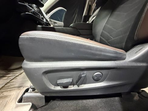 Certified 2024 Nissan Pathfinder Platinum image 14