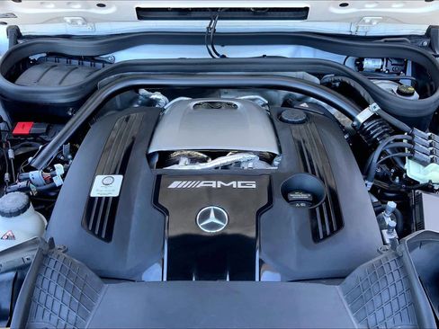 Certified 2025 Mercedes-Benz G 63 AMG 4MATIC image 32