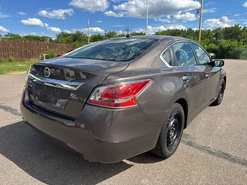 Used 2015 Nissan Altima 2.5 S w/ Power Driver Seat Package FWD image 5