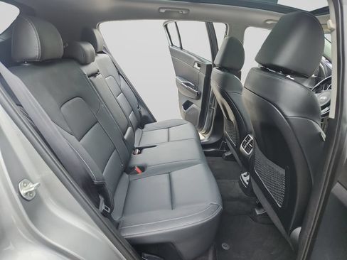 Certified 2021 Kia Sportage EX w/ EX Technology Package AWD/4WD image 18