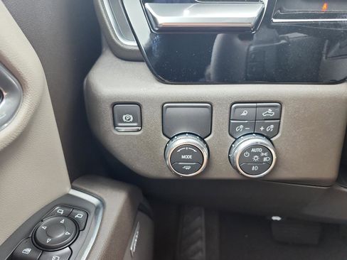 New 2026 GMC Sierra 1500 SLT w/ SLT Premium Plus Package image 21