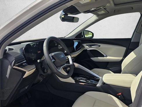 New 2025 Audi Q5 Premium image 13