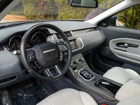 Used 2018 Land Rover Range Rover Evoque SE Premium AWD/4WD image 15