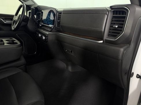 Used 2025 GMC Sierra 1500 SLT RWD image 15