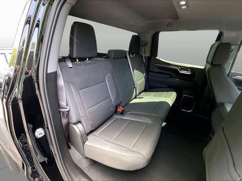Used 2023 Chevrolet Silverado 1500 LT AWD/4WD image 26