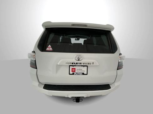 Certified 2021 Toyota 4Runner SR5 Premium AWD/4WD image 7
