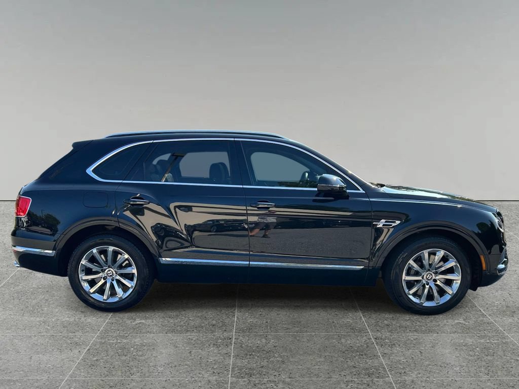 Used 2019 Bentley Bentayga AWD/4WD image 7