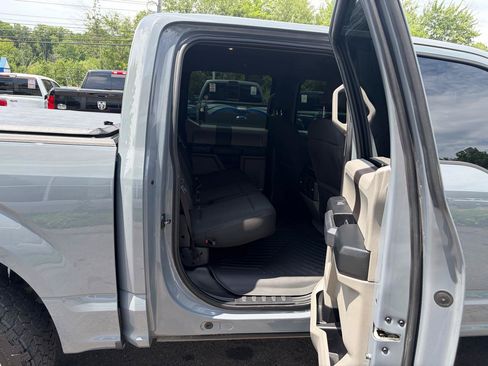 Used 2019 Ford F150 XL w/ Equipment Group 101A Mid AWD/4WD image 40
