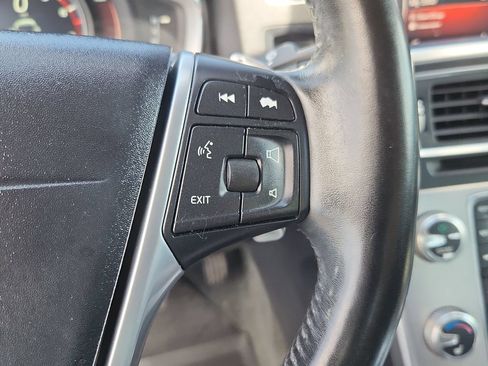 Used 2018 Volvo S60 T5 Dynamic w/ Vision Package FWD image 18